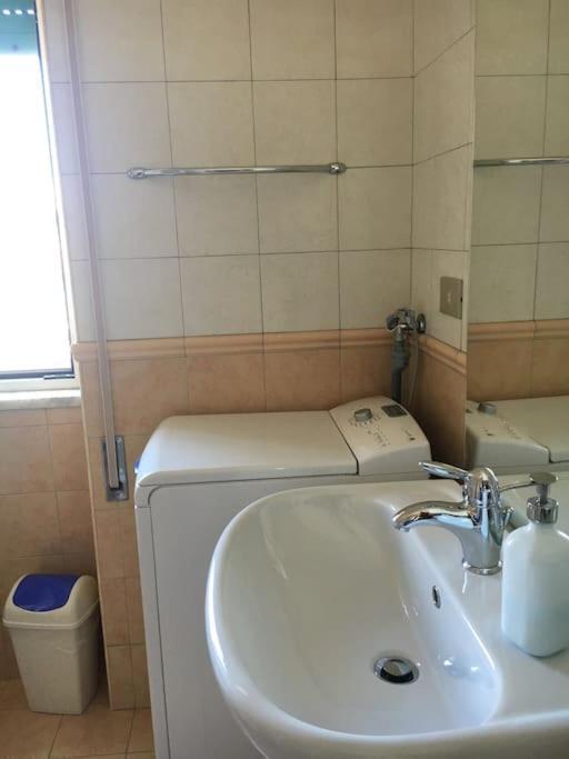Ferienwohnung Girasole A Due Passi Dal Mare Minturno Exterior foto